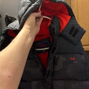 CB Arctic Athletic Wear Black and Red Puffer 18/20 boys Xlg